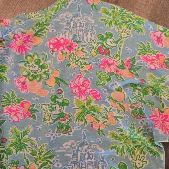 DISNEY x LILLY PULITZER Top - Picture 5 of 7